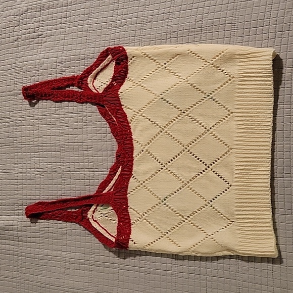 Sugarlips Crochet Sweater Crop Top Size Small NWOT - Picture 7 of 10